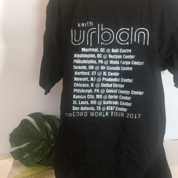 “KEITH URBAN” Concert T Shirt - Picture 3 of 7